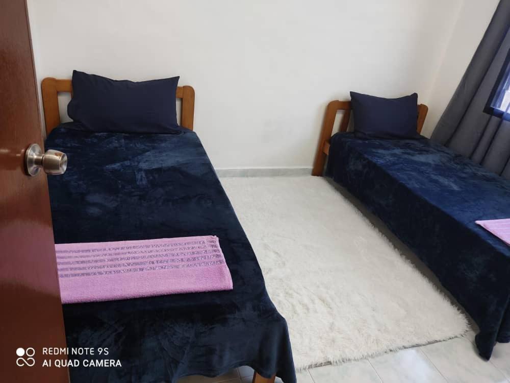 R&R Homestay Simpang Renggam Exterior photo